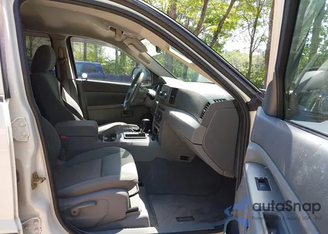 2007 Jeep Grand Cherokee Laredo from USA, damaged, VIN 1J8GS48K77C662357